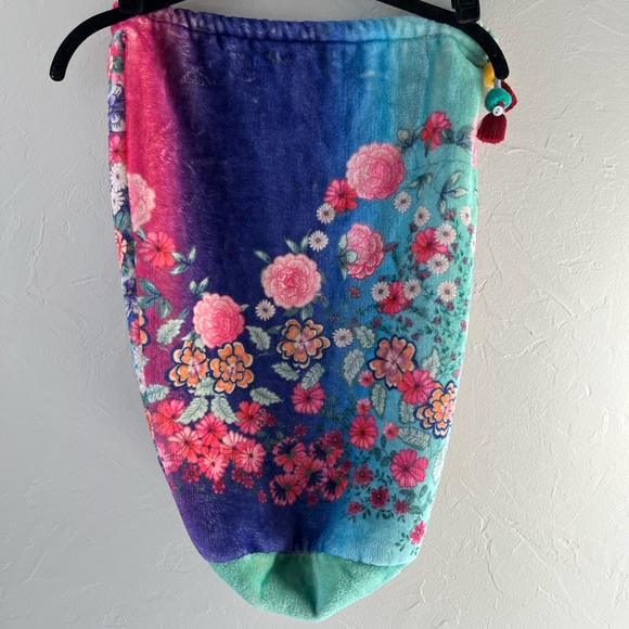 JOHNNY WAS COZY FLORAL BAG - Picture 3 of 6